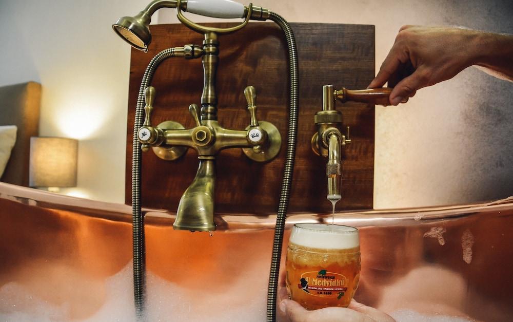 U Medvidku-brewery 3* Prague