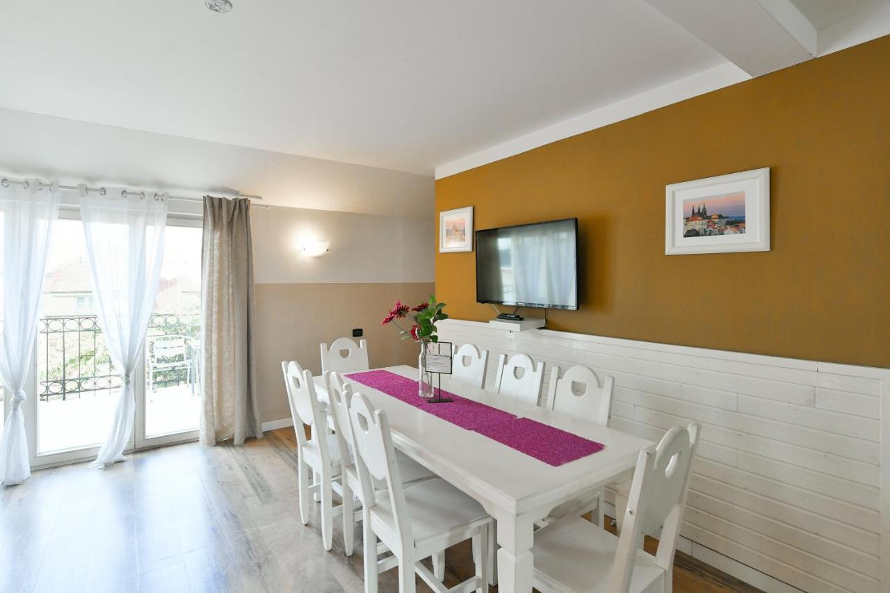 Daire Central 3Bdr Penthouse With Terrace&Ac Prag