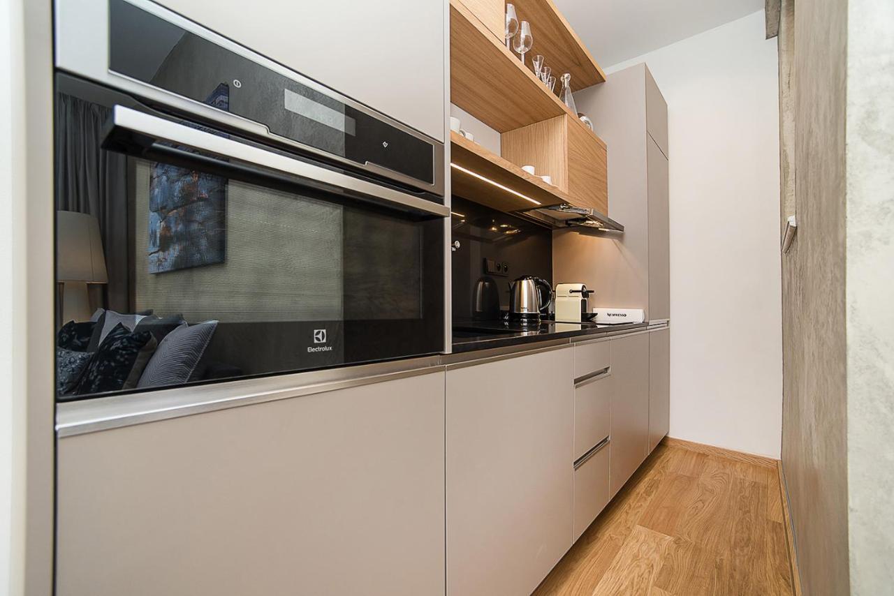 Apartamento Charming In Famous Area *