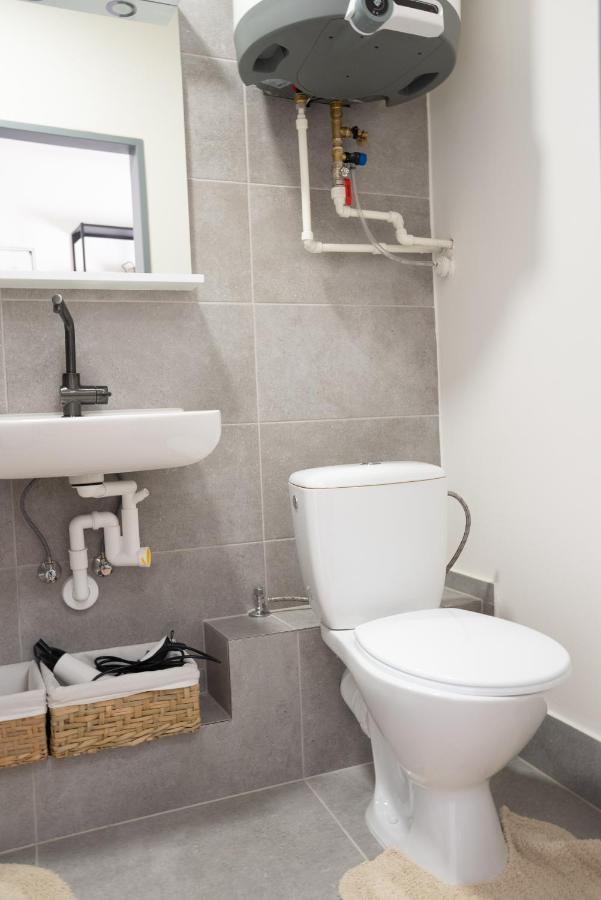 Hostel White Wolf House &