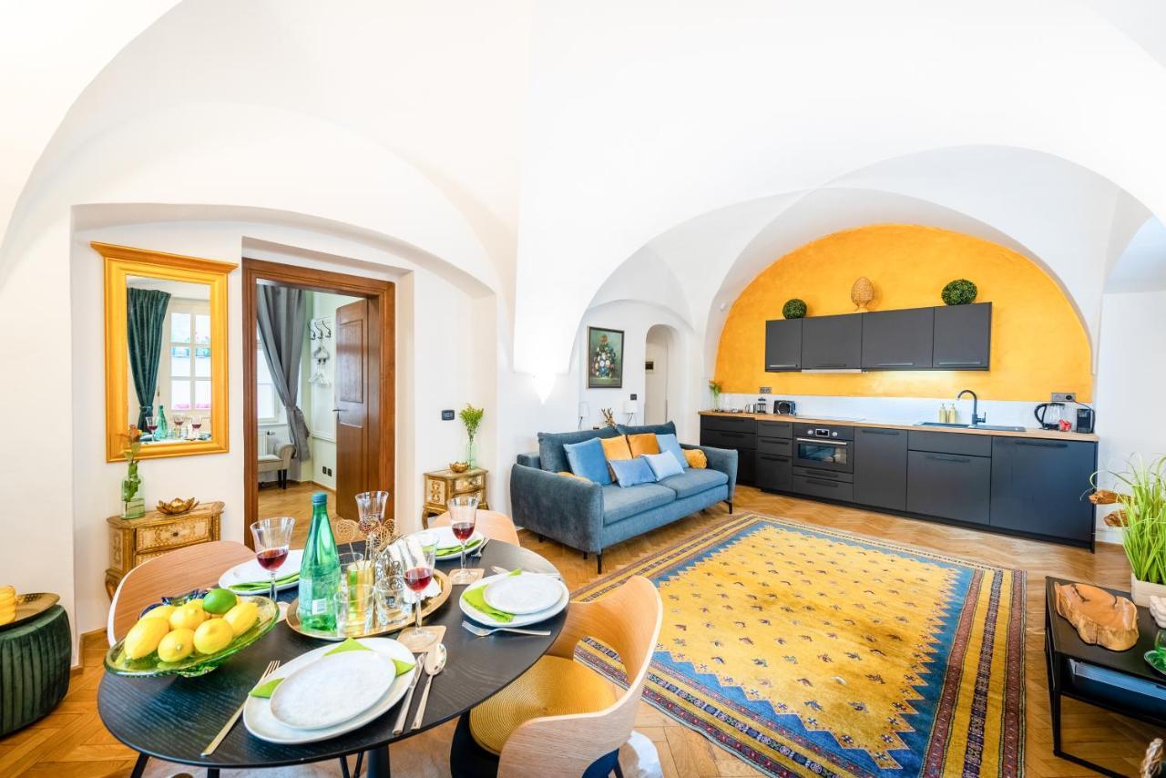 Adam's - Location Apartment Prag