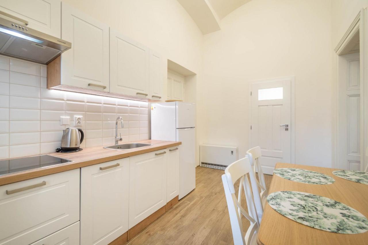 Dlazdena Apartamento *