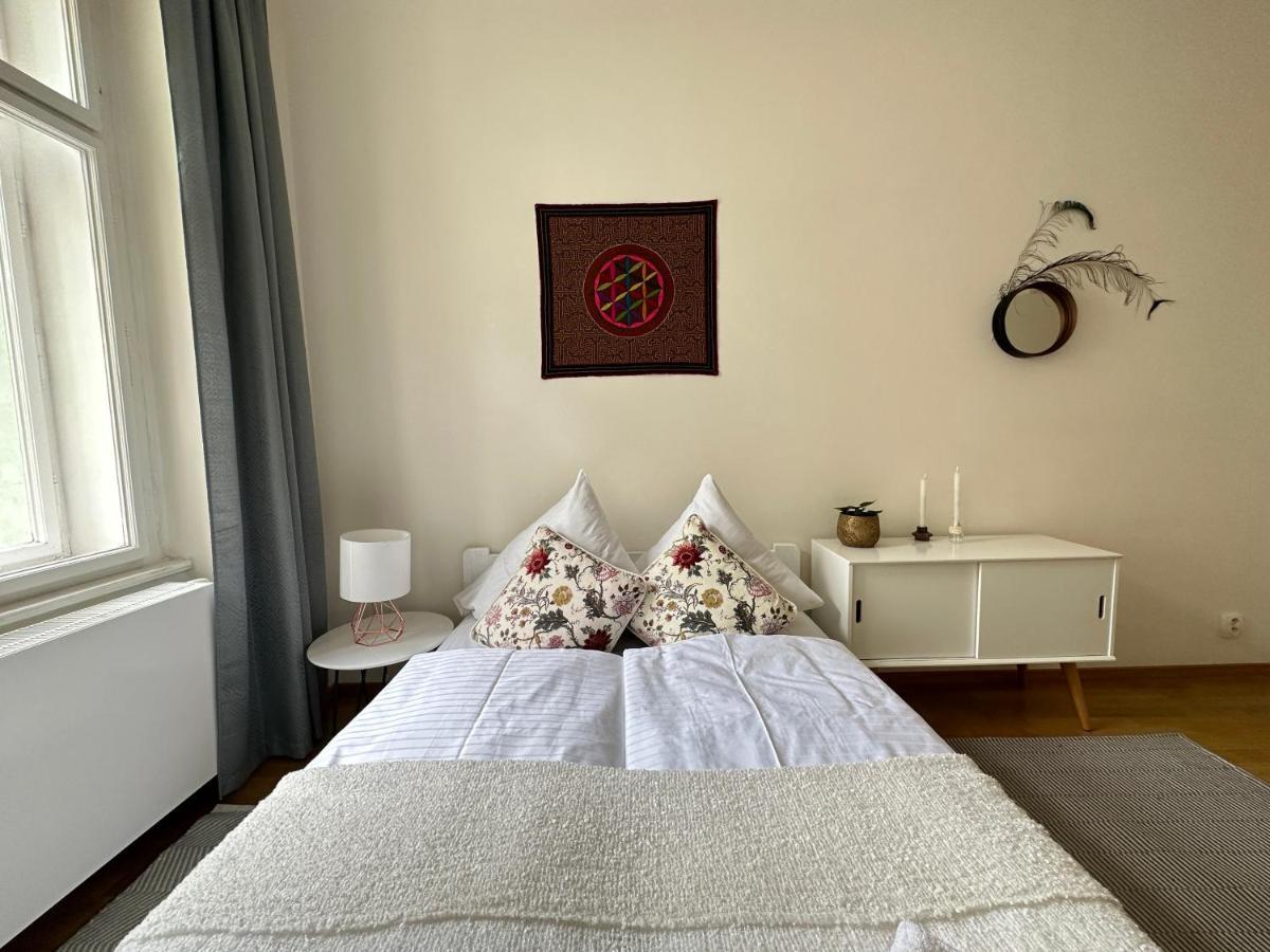 3bdr Bohemian Style Flat With Balcony Appartement