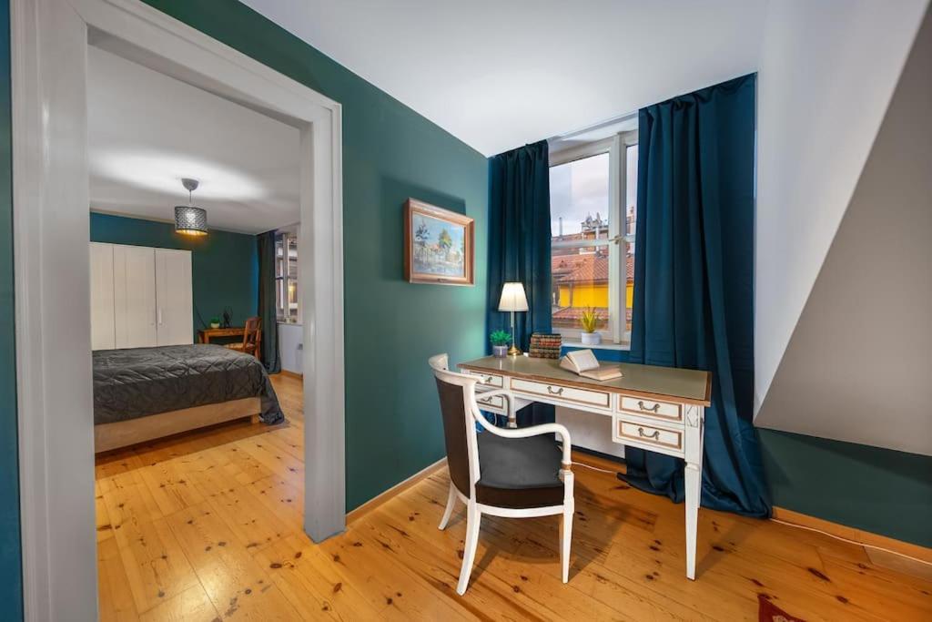 Apartment Charming Historic Duplex-prague1 *