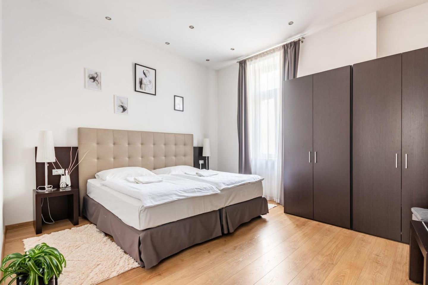 Apartment Place Of Grace - 50 Meters From Dancing House Prague