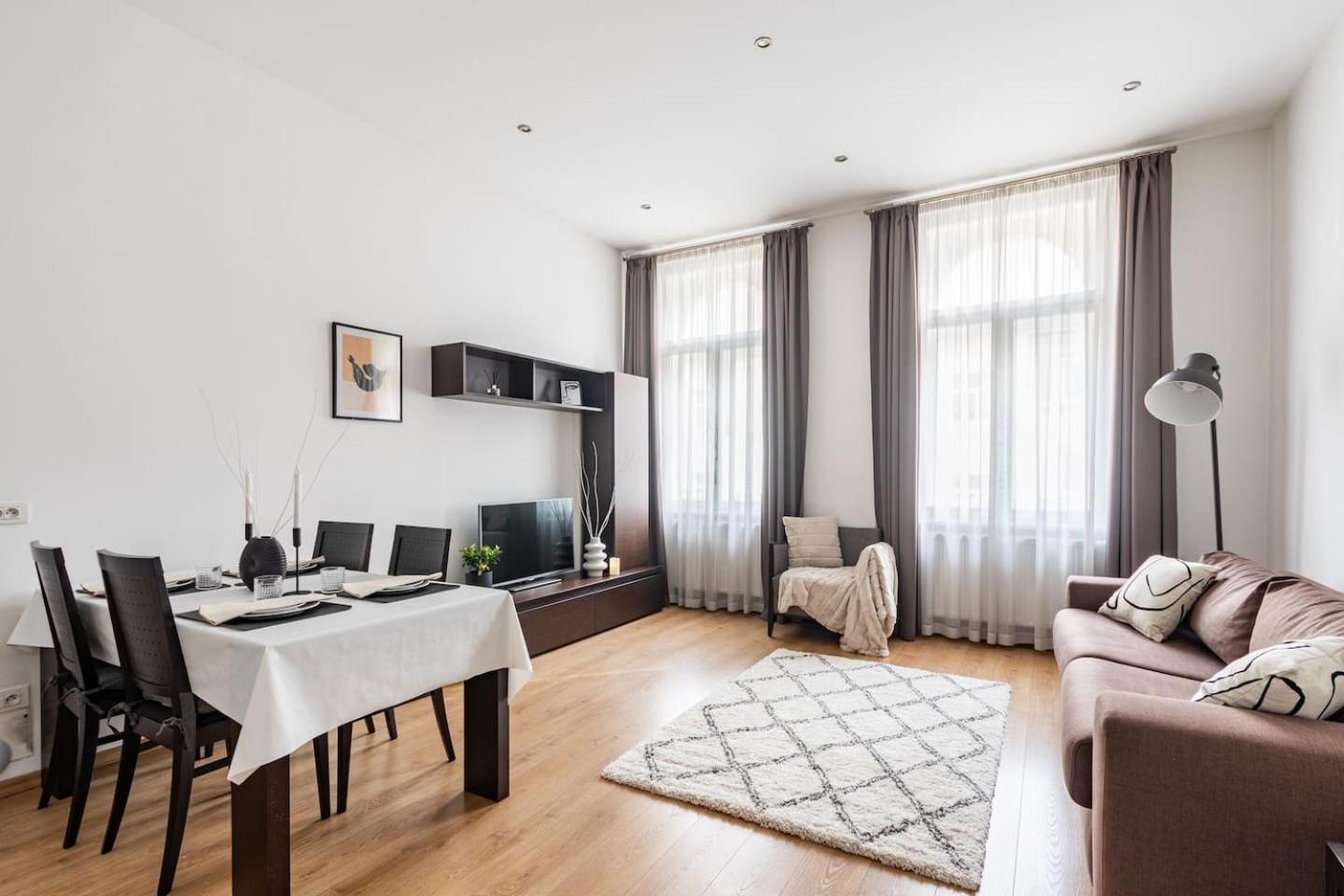 Place Of Grace - 50 Meters From Dancing House * Prague