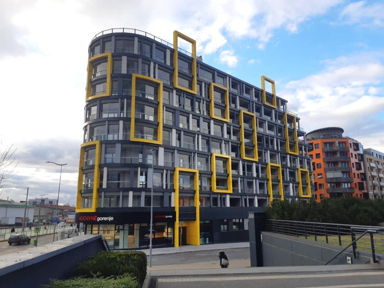Comfort Flat With Great Location *