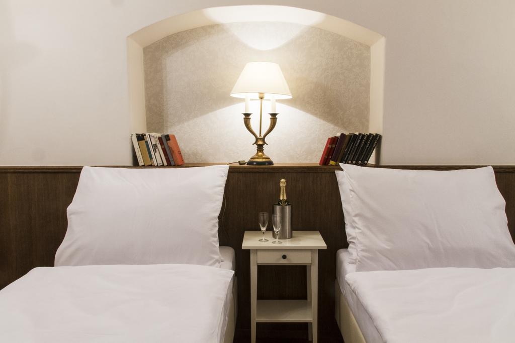 U šuterů Hotel
