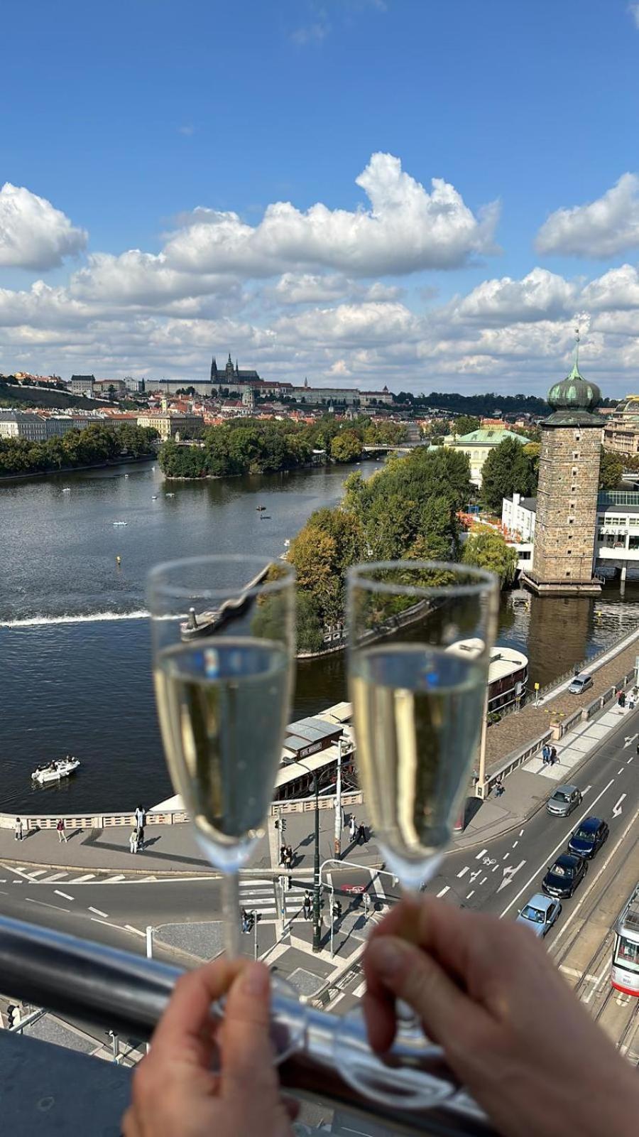 Appartement River View Manes