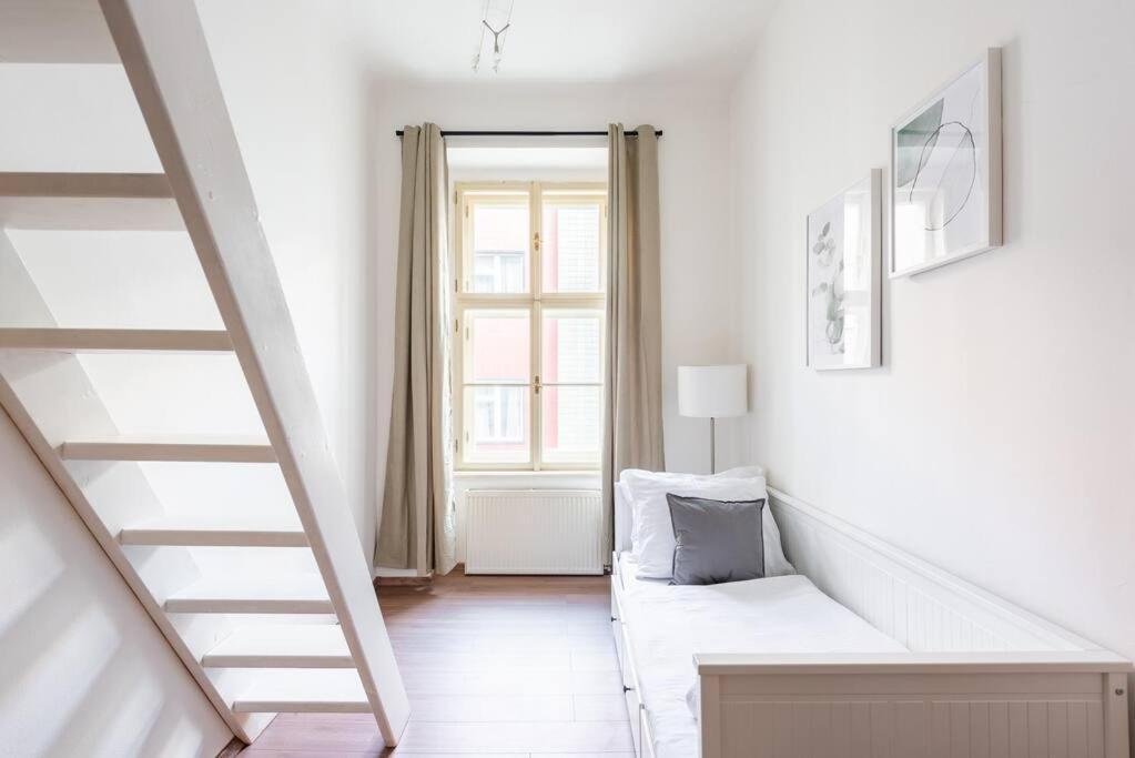 Side Apartamento Praga