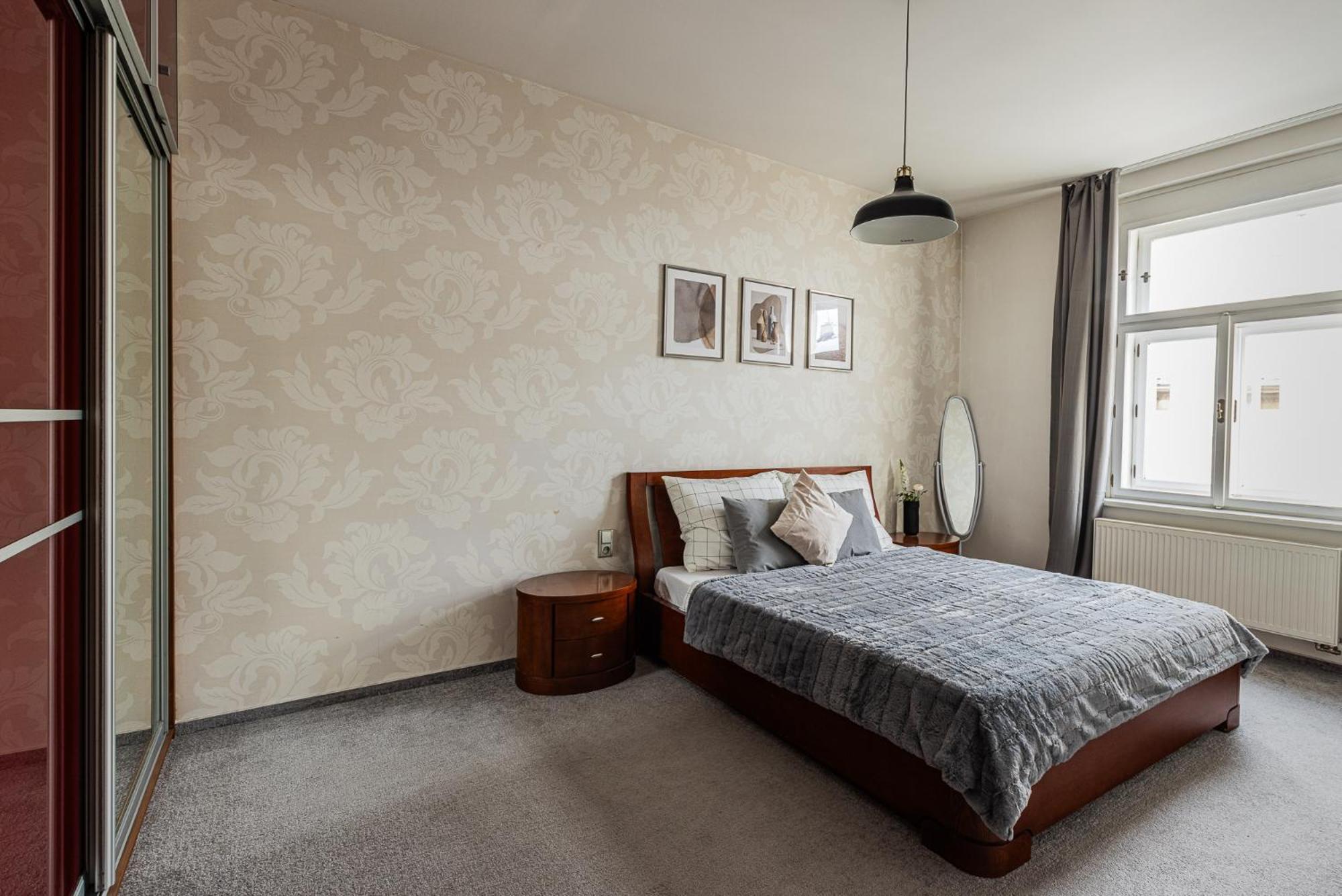 Apartment Big 2bds - Belgicka Prague