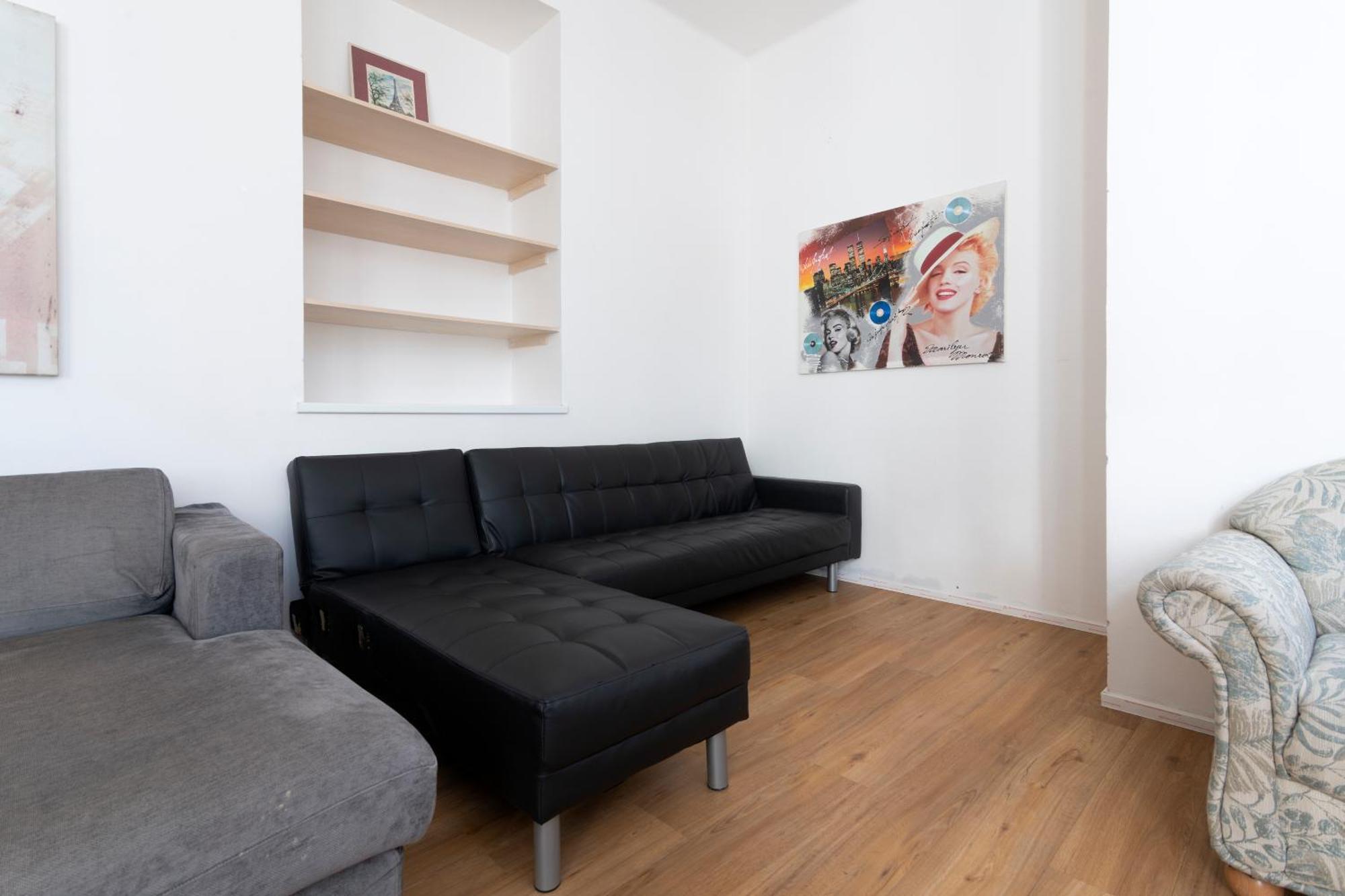 Apartment Stepanska *