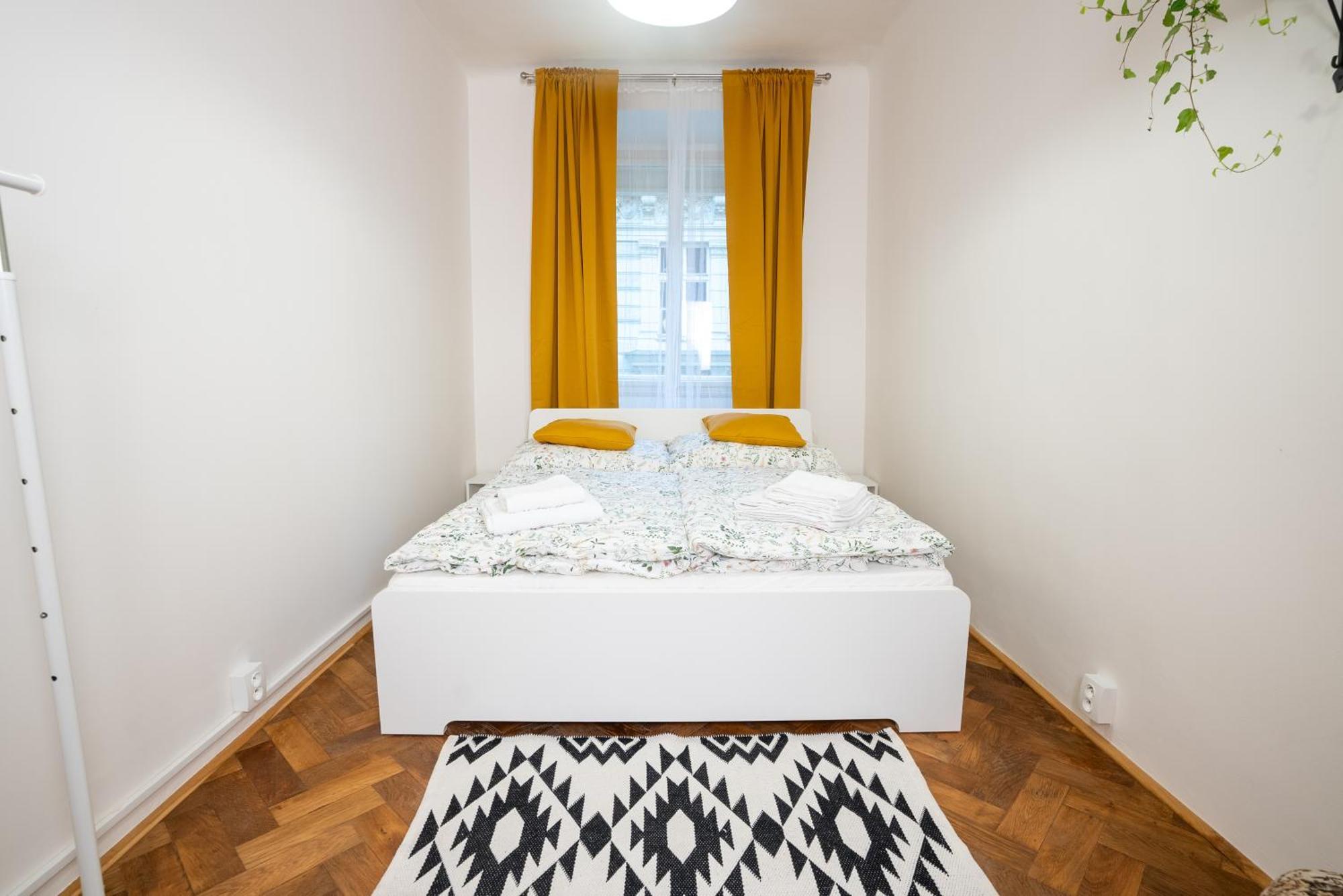 White Wolf House & Hostel