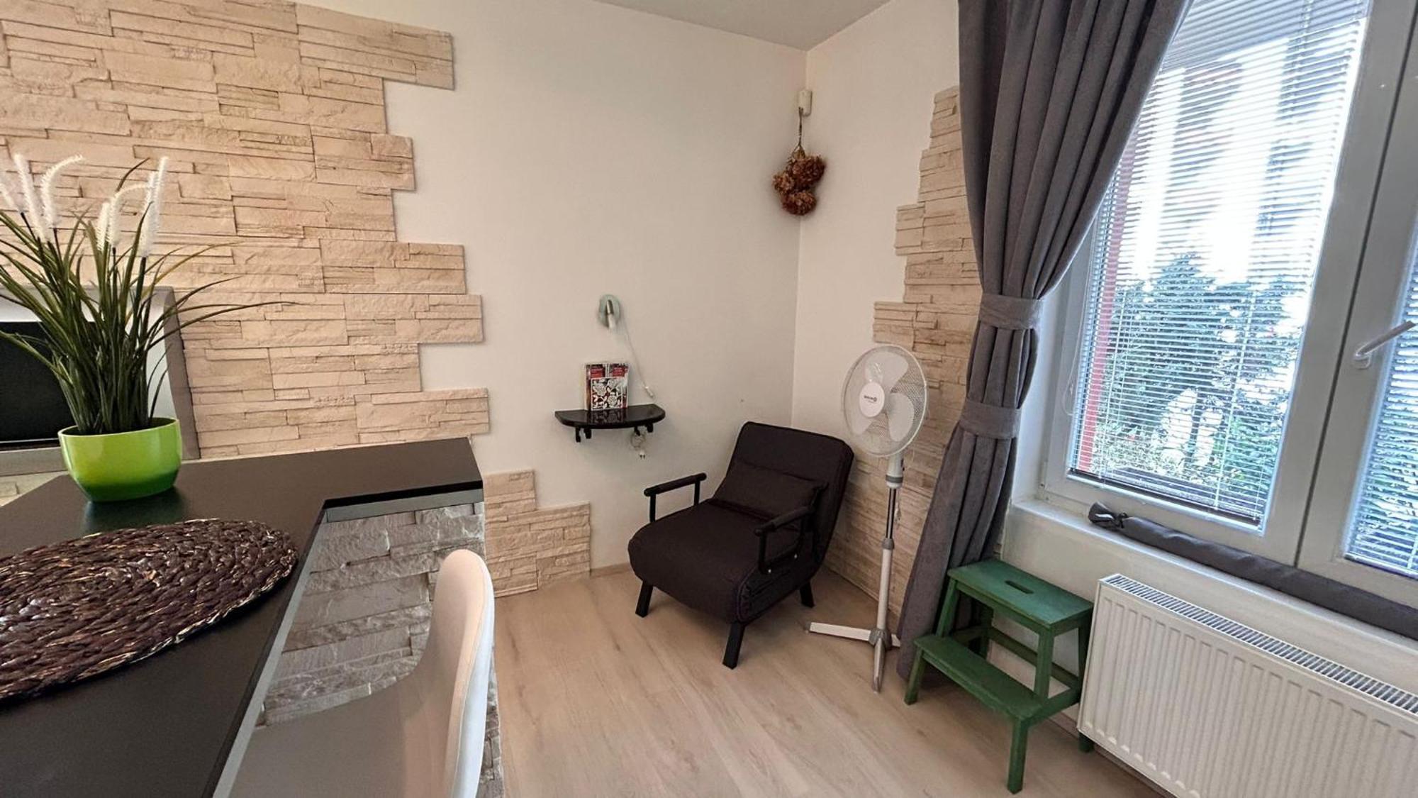 Appartement Bastien Near Airport *