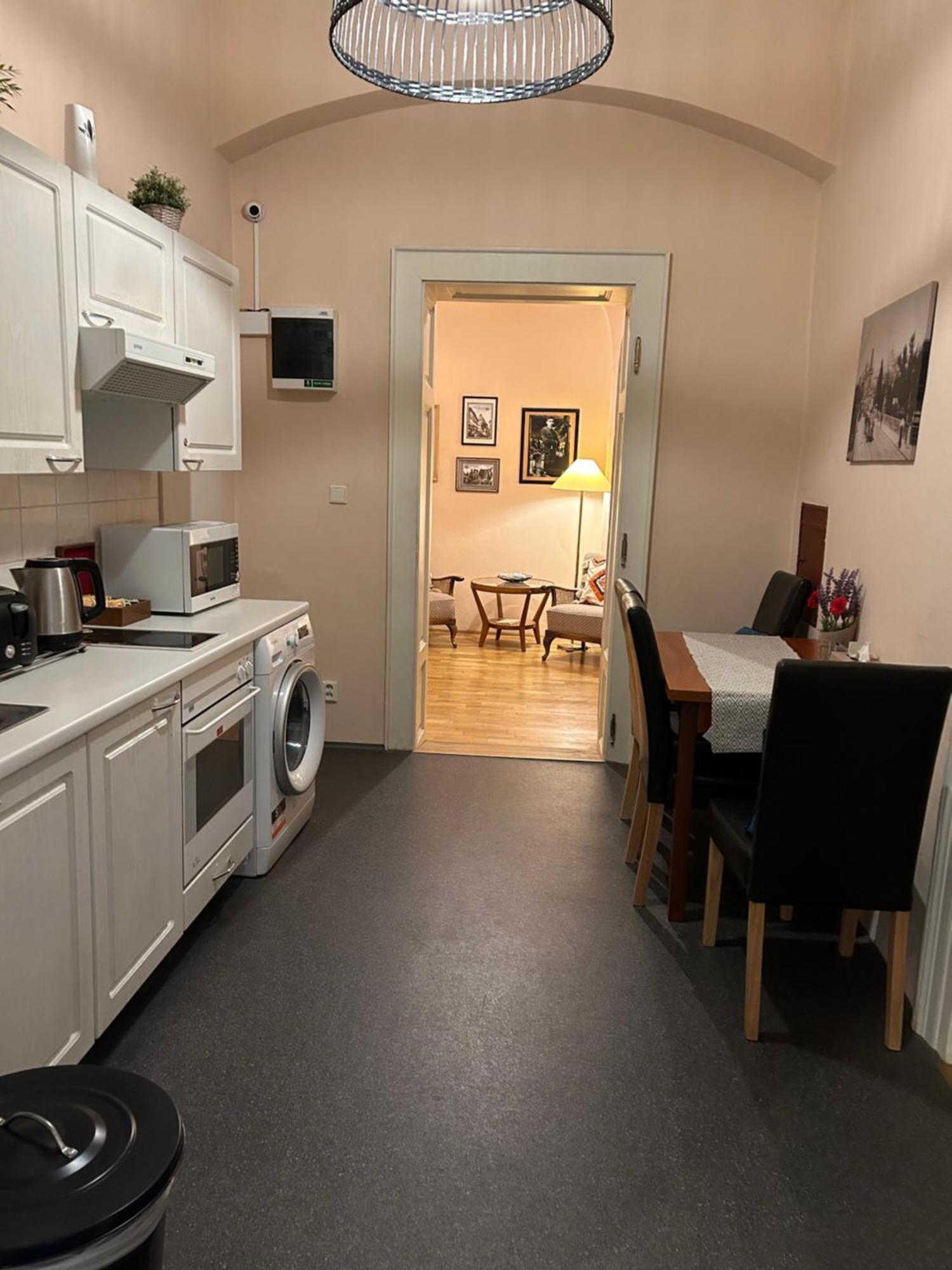 Karlova Guest house 3*