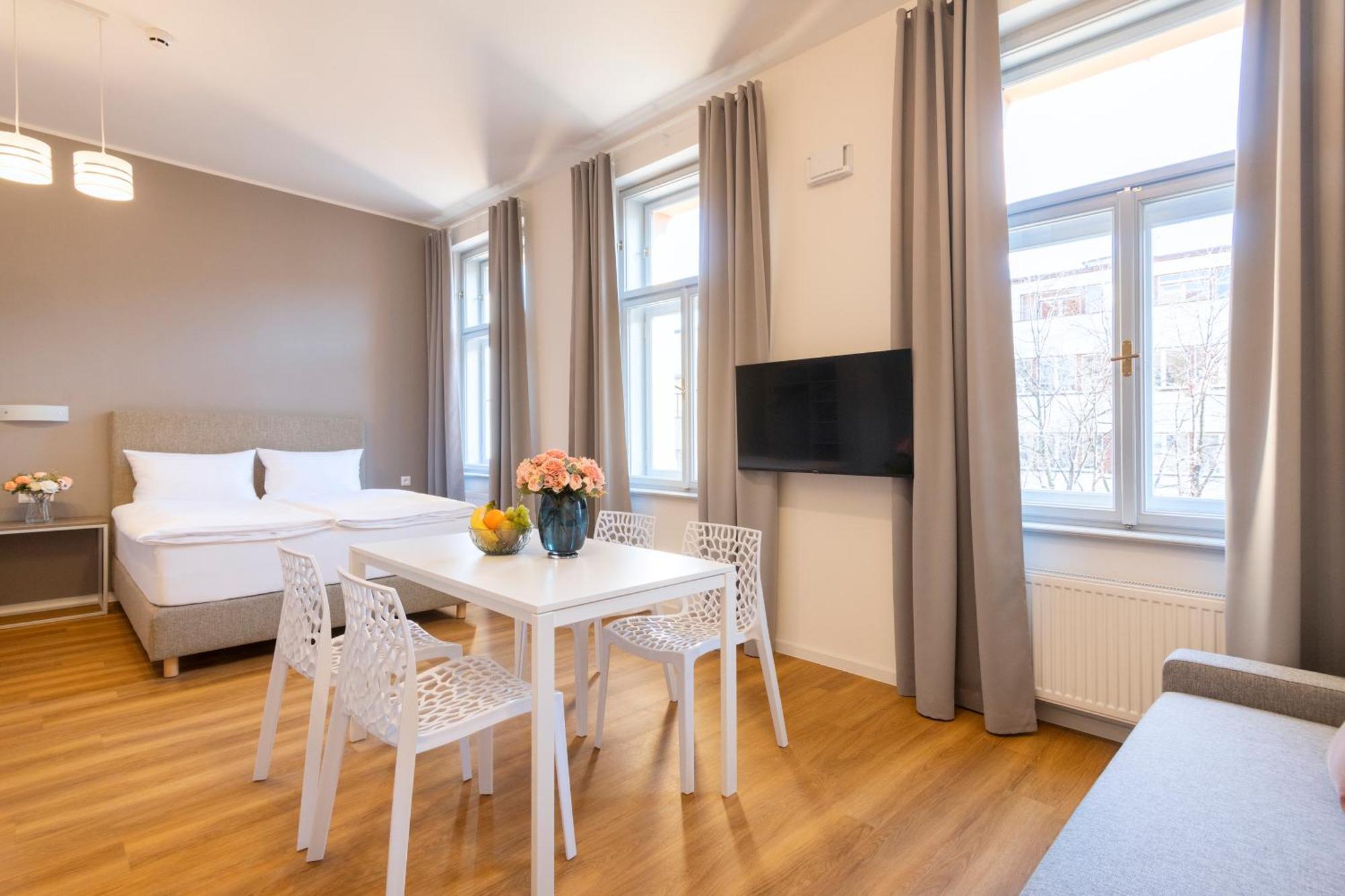 Hidden Art Boutique By Dwellfort 4* Prague