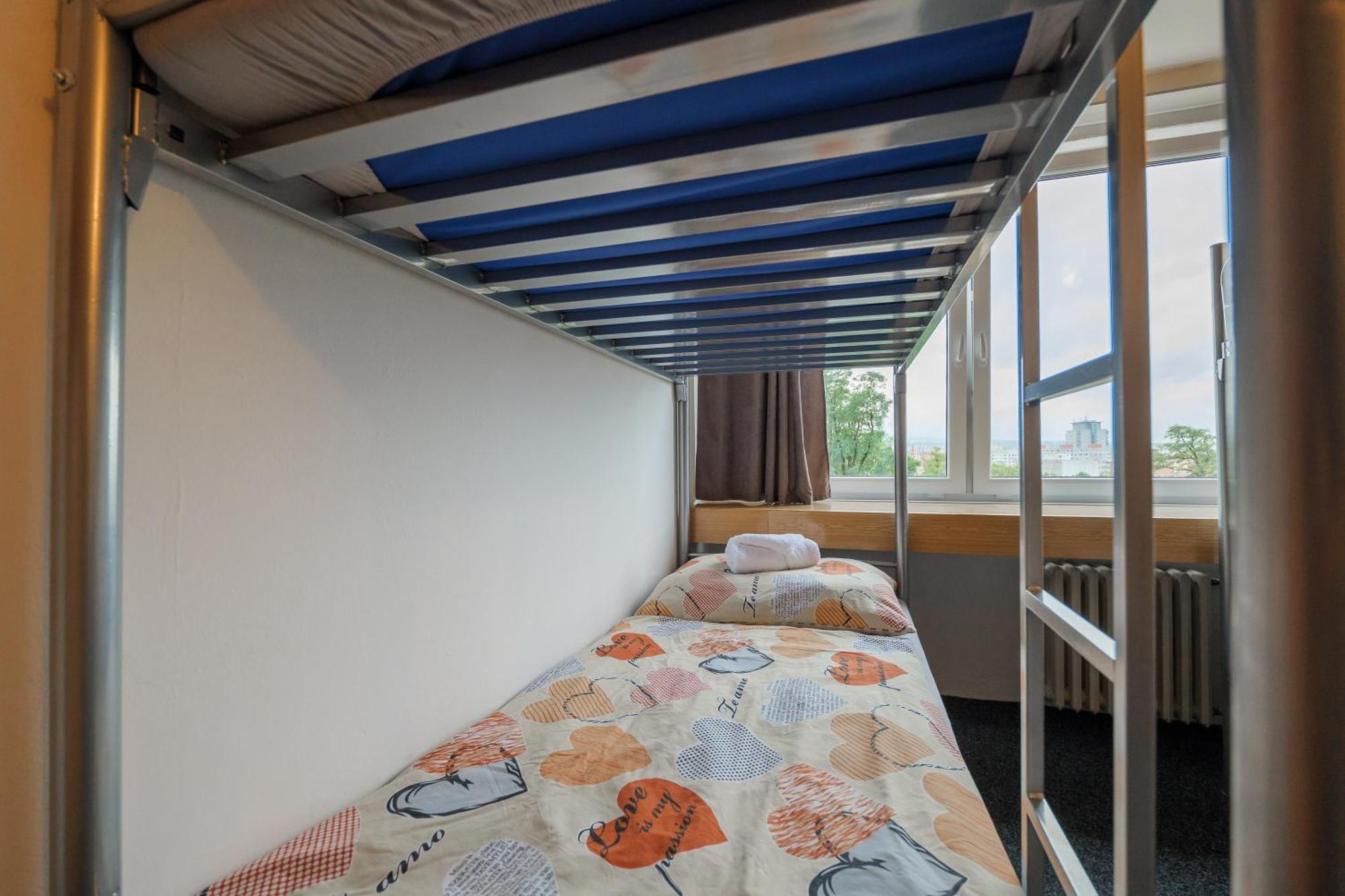 Tvm Tower Modrany Hostel Prague