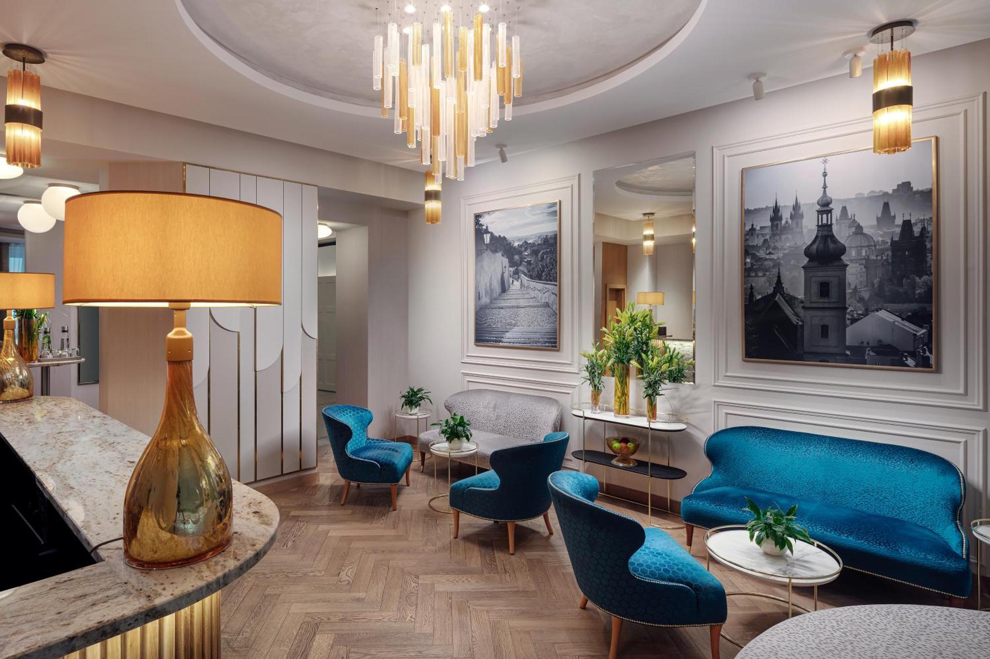 Hotel Allure & 4*