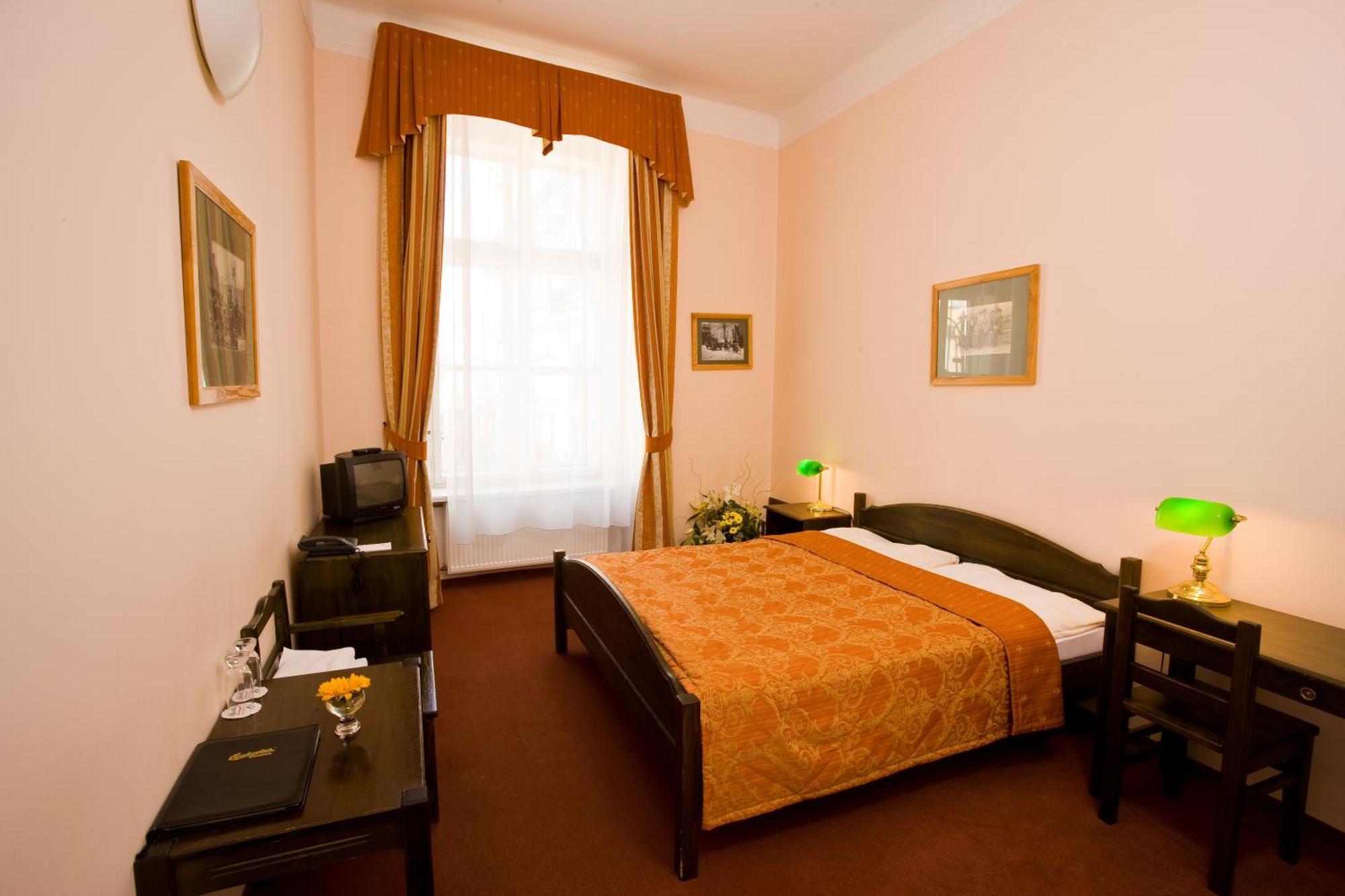 Hotel U Medvidku-brewery Prague