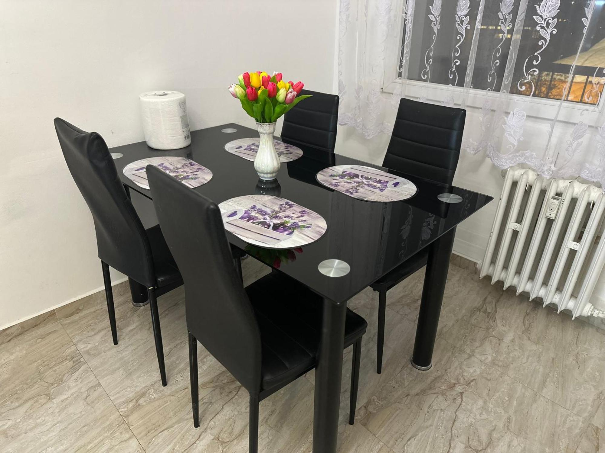 Hoa - Metro Station Pankrac Apartamento