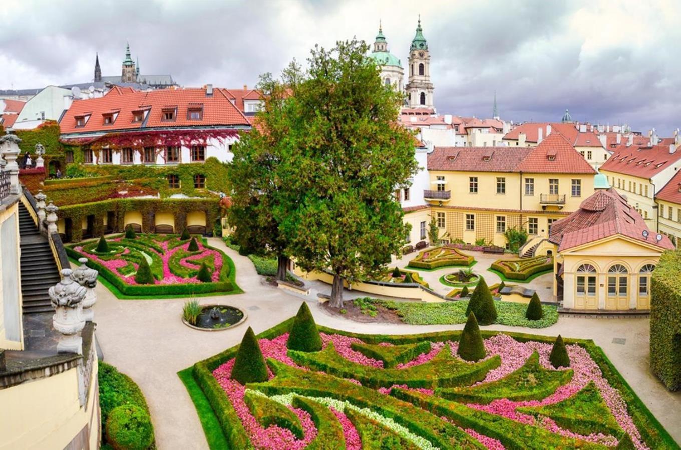 Apartments With Large Balcony, Parking Prague Apartment
