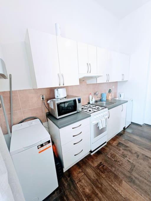 Apartment Swanky *