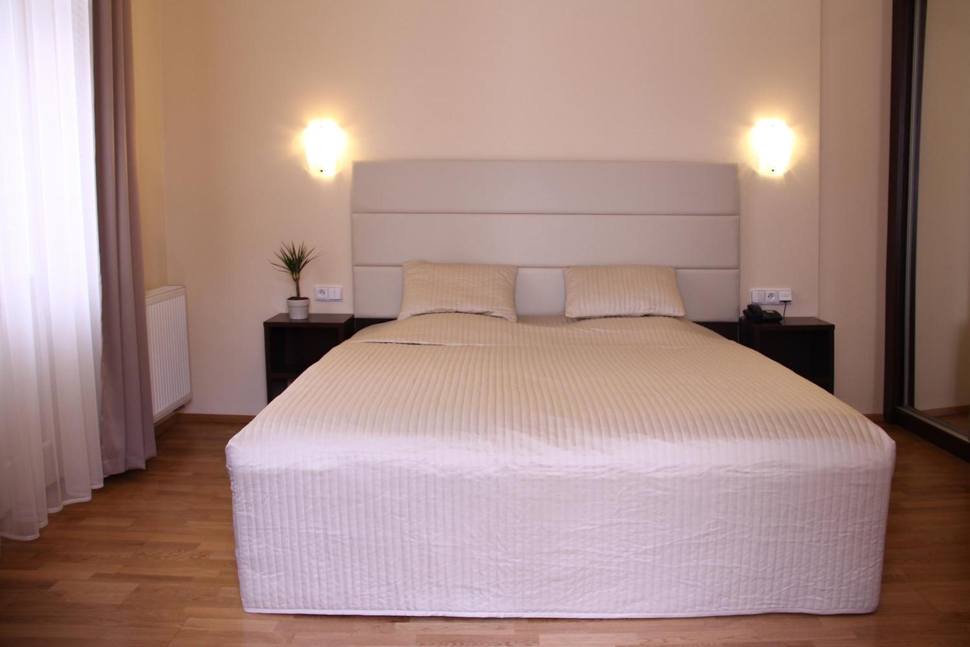 Otel Unique 4*