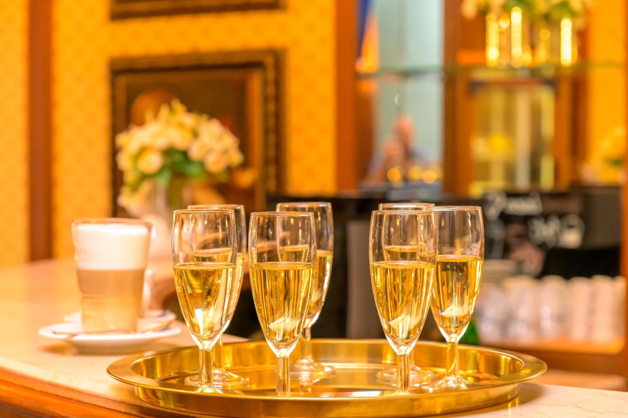 Kinsky Fountain Hotel Prague