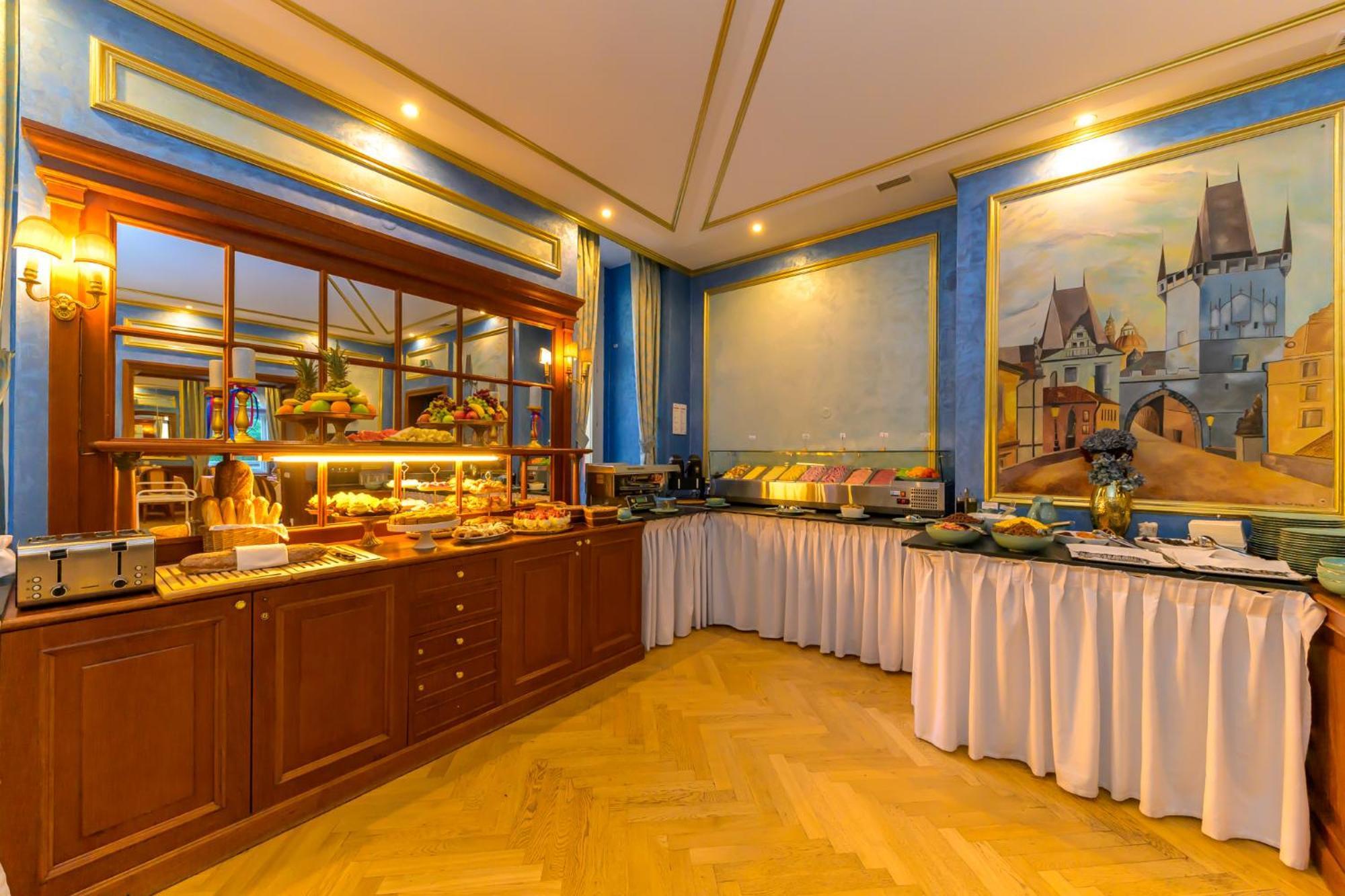 Hotel Kinsky Fountain 4*