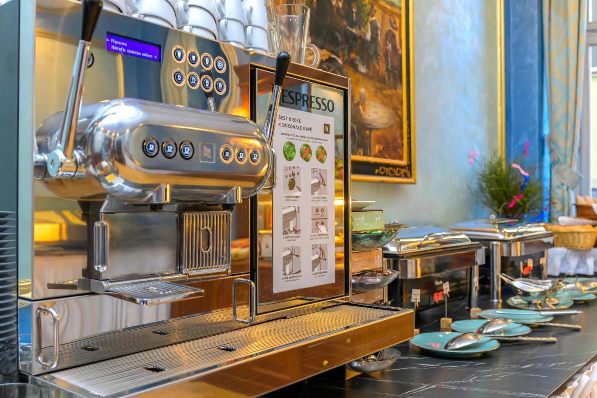 Kinsky Fountain Hotel Prague