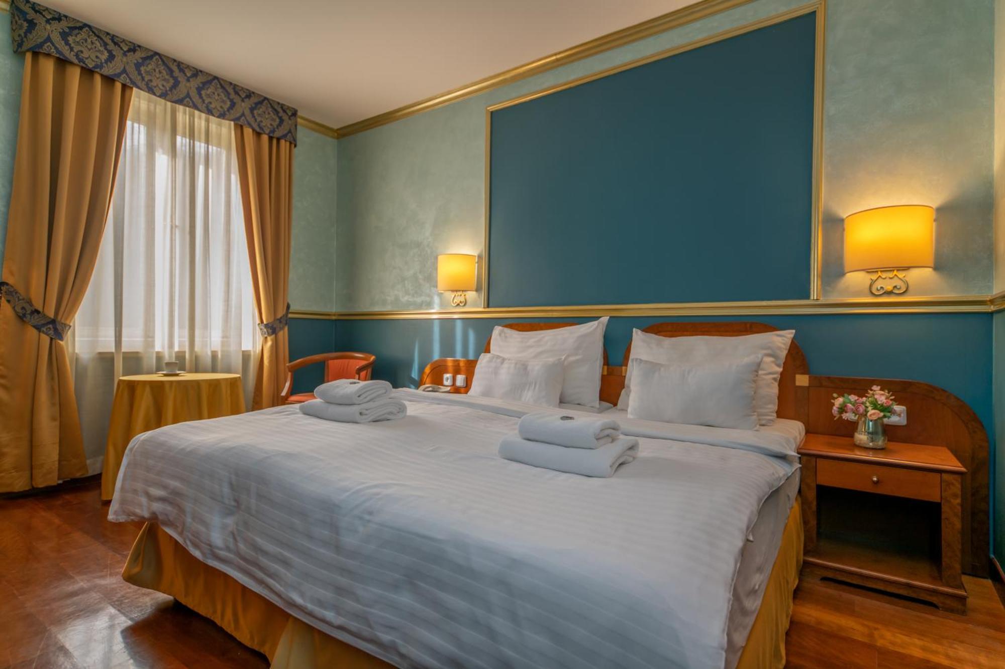 Kinsky Fountain Hotel Prague