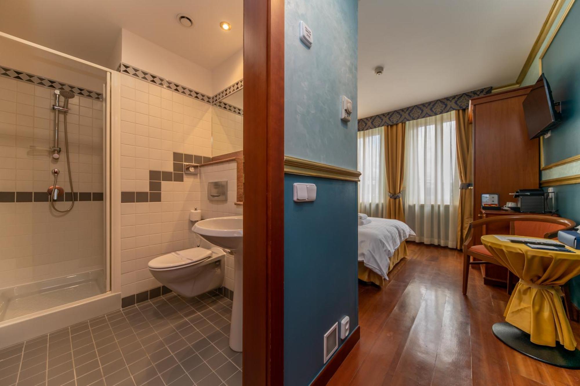 Hotel Kinsky Fountain Prague
