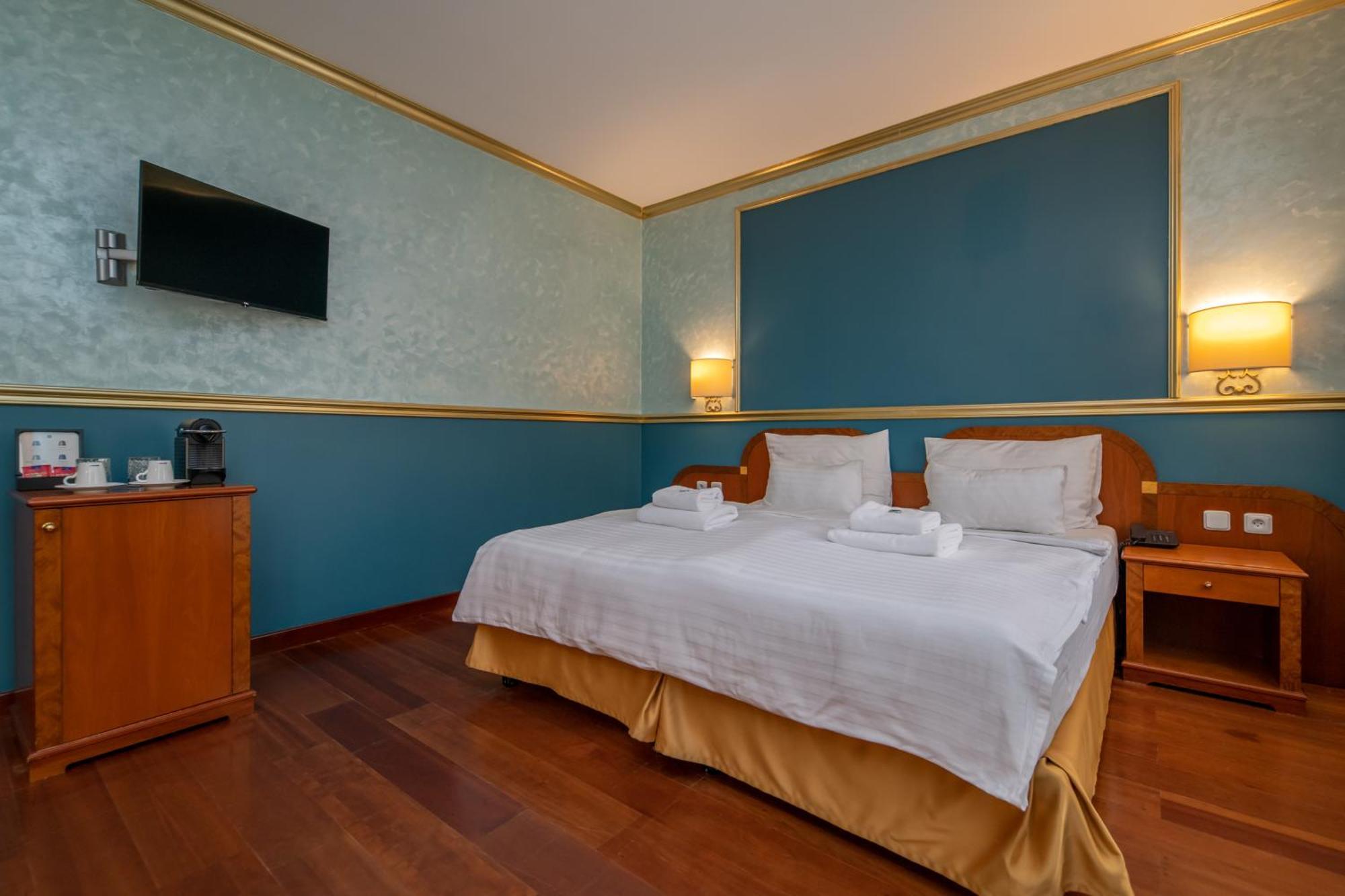 Hotel Kinsky Fountain Prague
