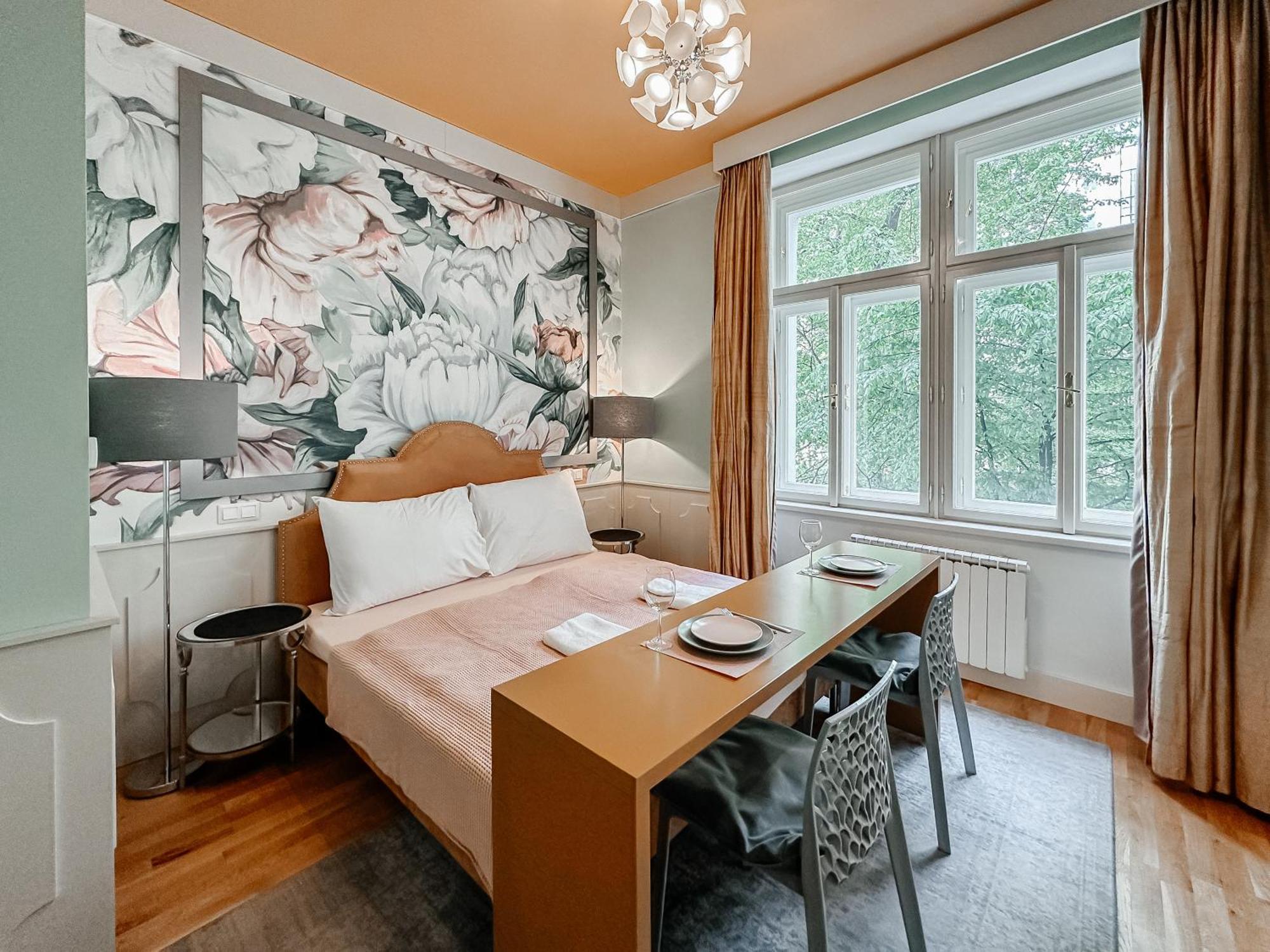Elso Muzeum Apartamento *