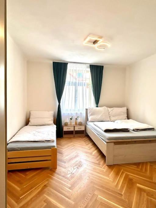 Apartamento Newapt Next To Wenceslas Square *