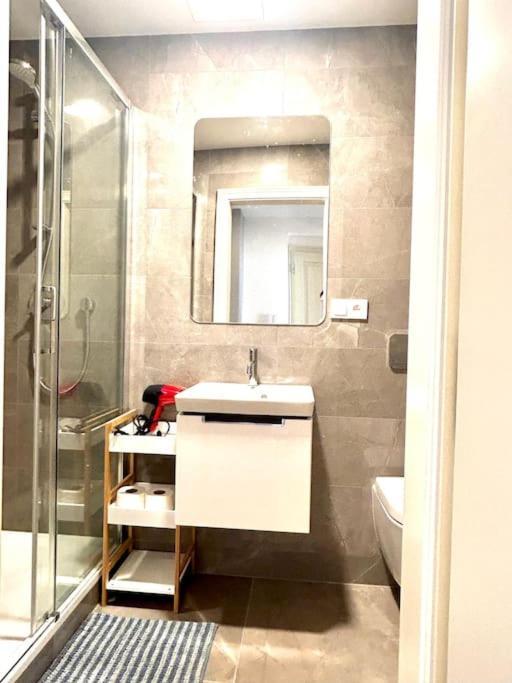 Apartamento Newapt Next To Wenceslas Square *