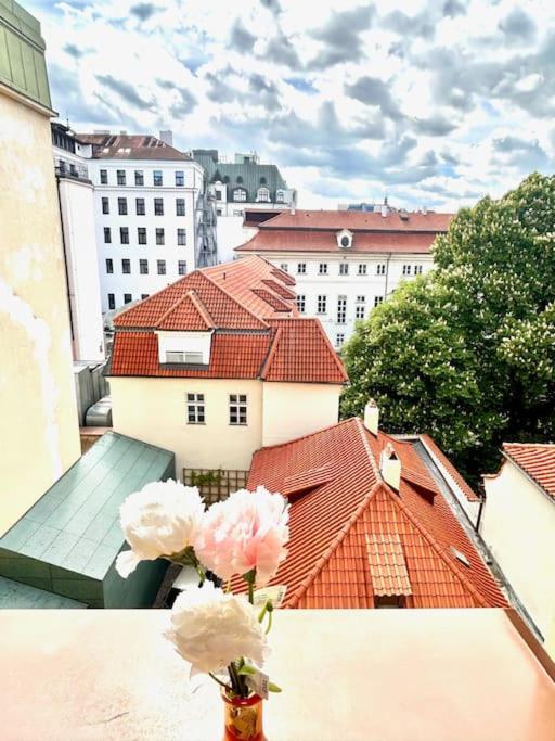 Newapt Next To Wenceslas Square Apartamento *