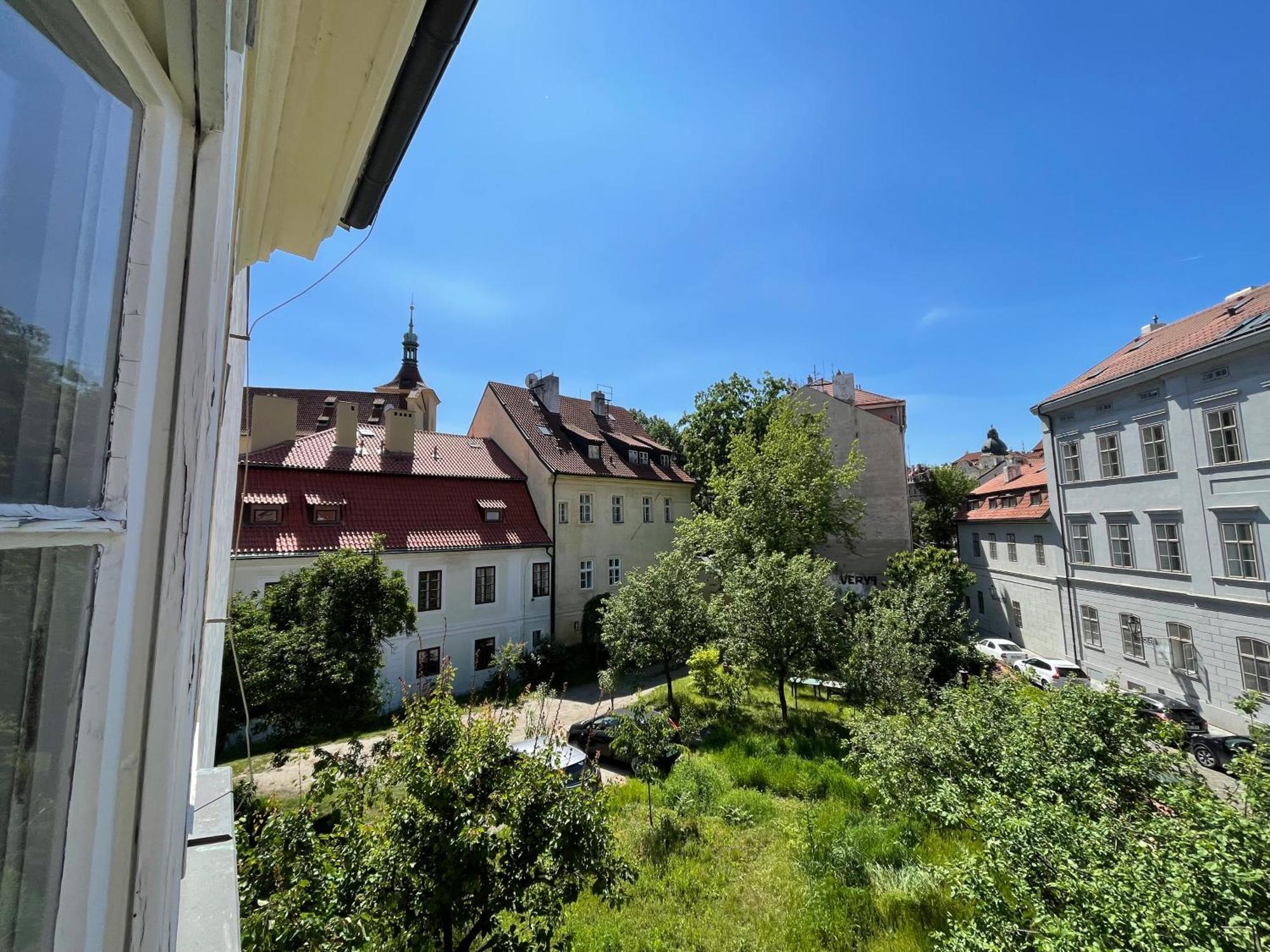 Agnes - * Prag