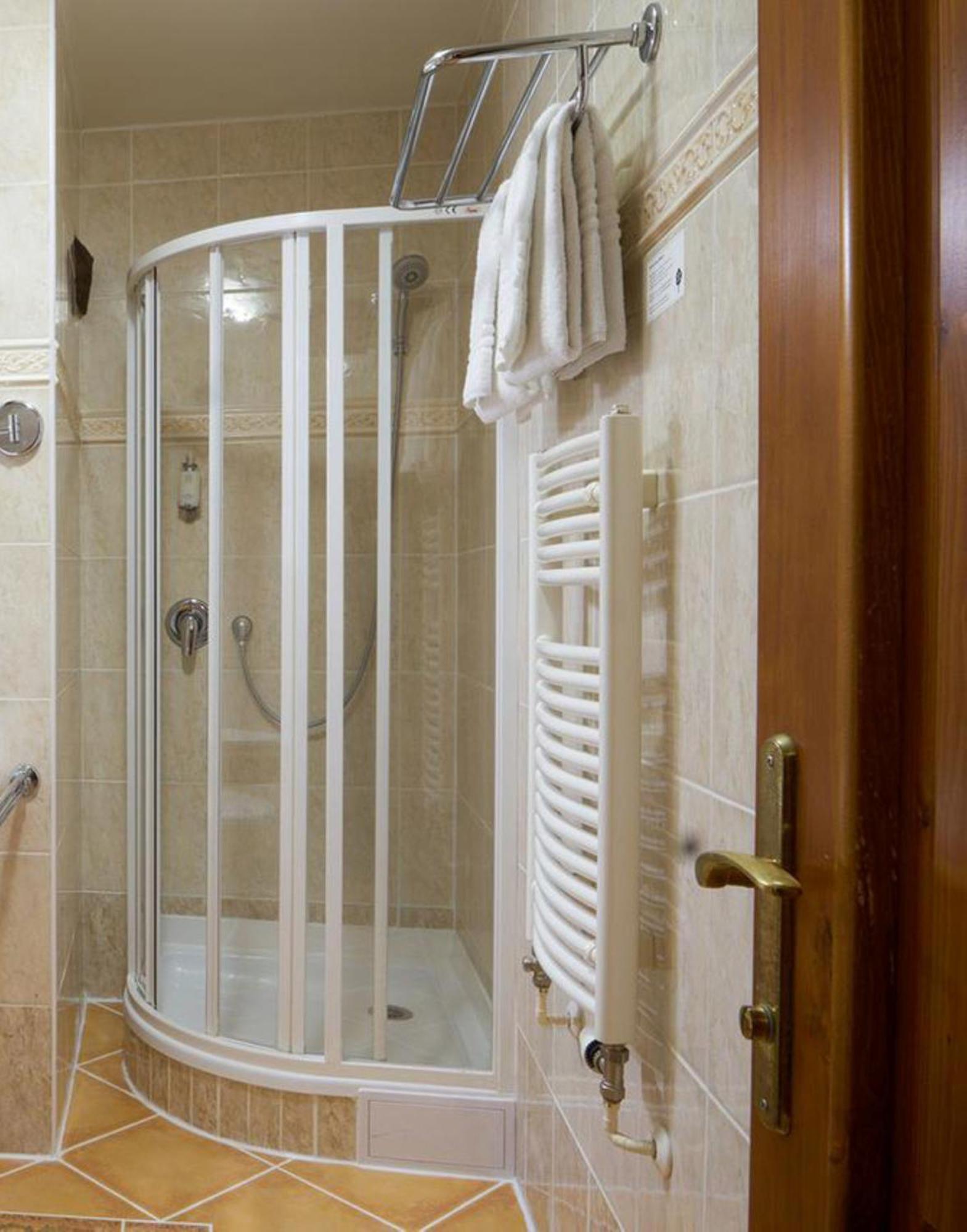 Otel Josephine Old Town Square - Czech Leading 4*