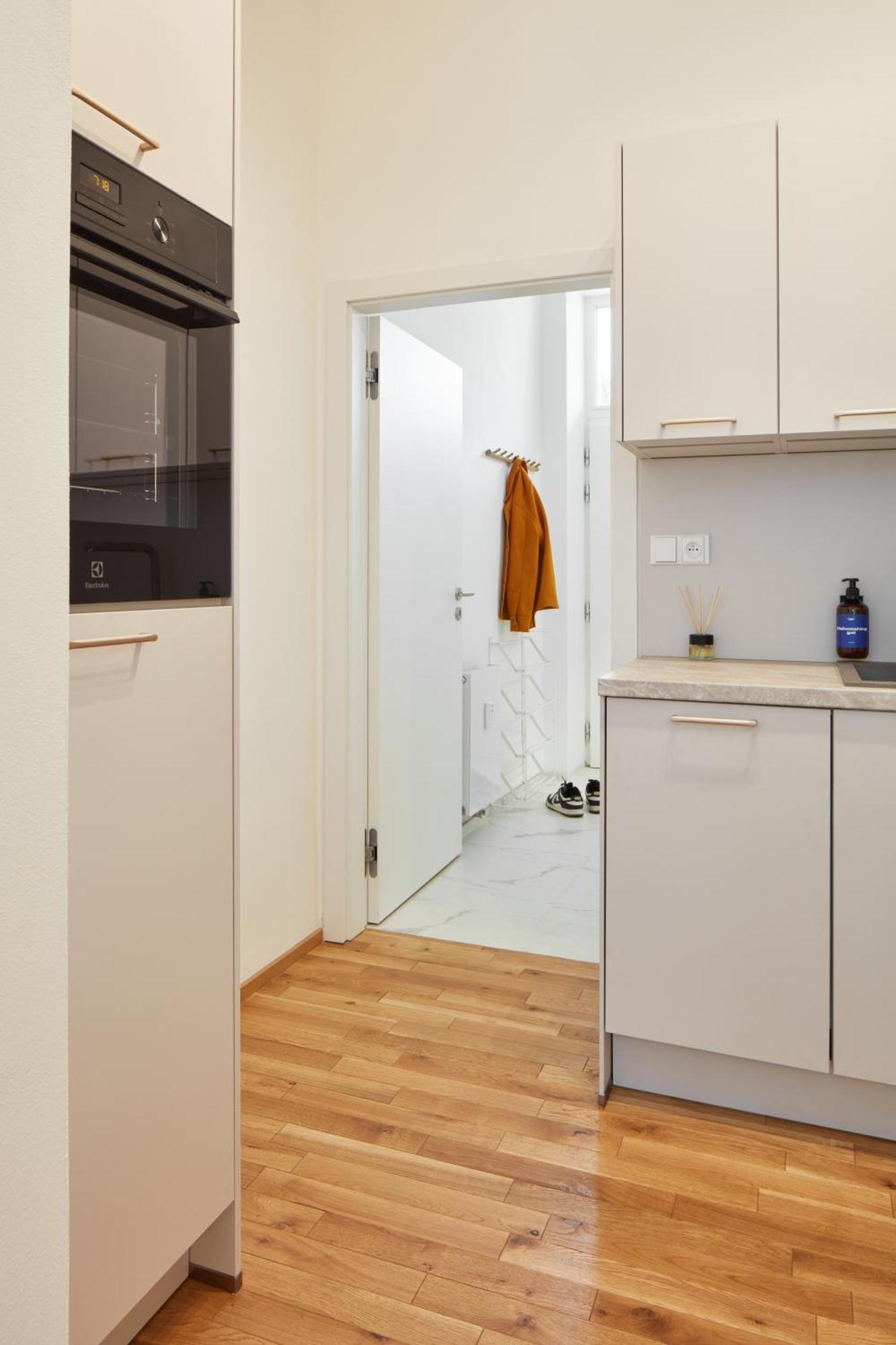 Days - - Balcony - Next To Vysehrad Castle Apartment Prague