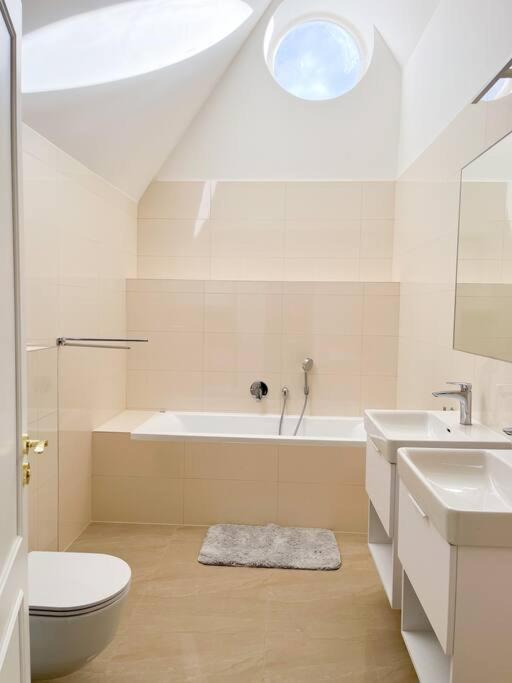 Grand Loft 110m2 Apartment *