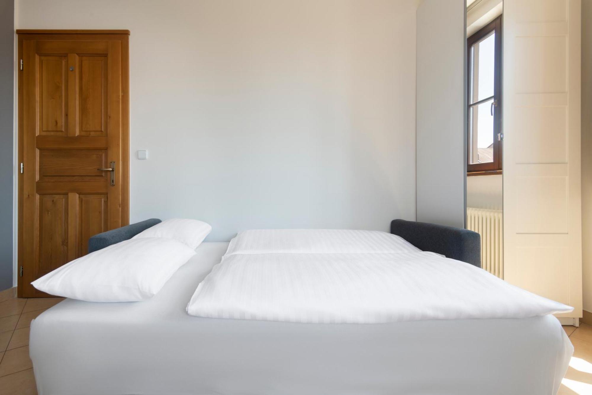 Bohemian Dreams And By Dwellfort Prag