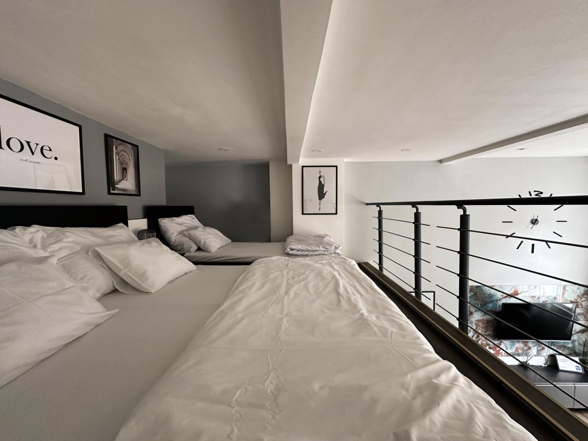 Apartment Contemporary Jindrisska Prague