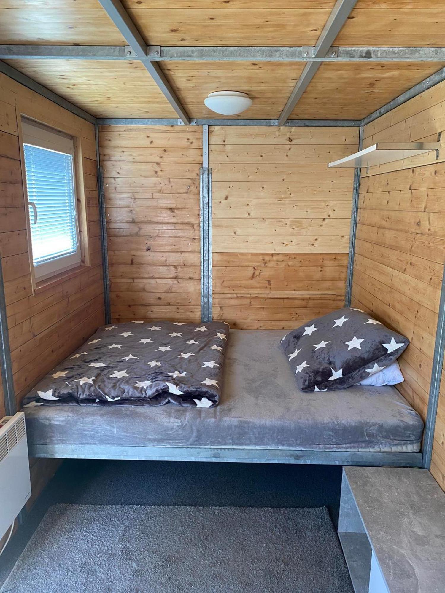 Campsite Tetris Domky V Beachklubu Ladvi *