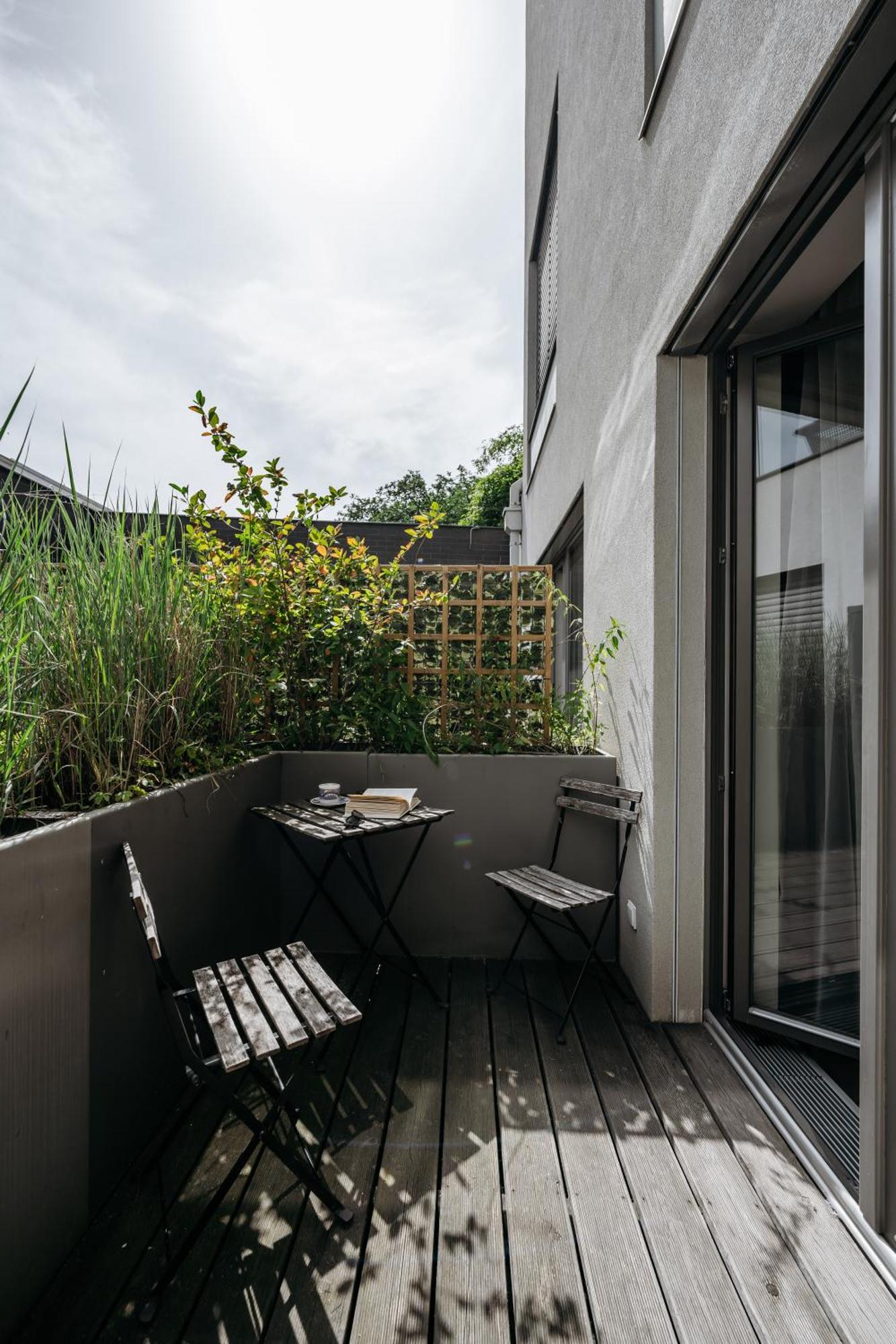 Days - Premium W Stunning Terraces - Easy Access Apartment Prague
