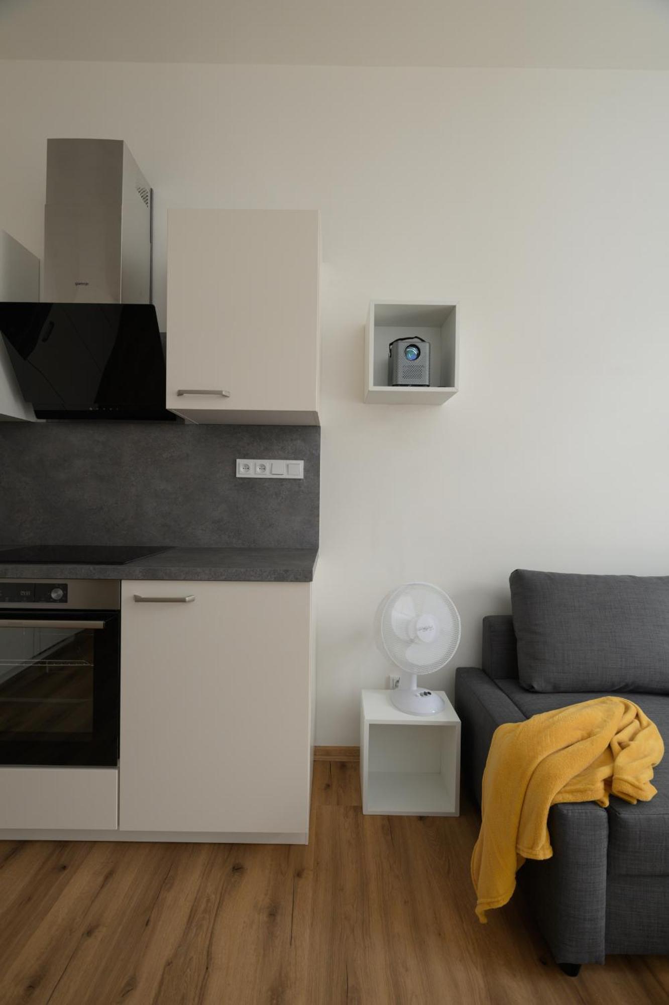 New&modern In Vibrant Area Near Centre! * Prague