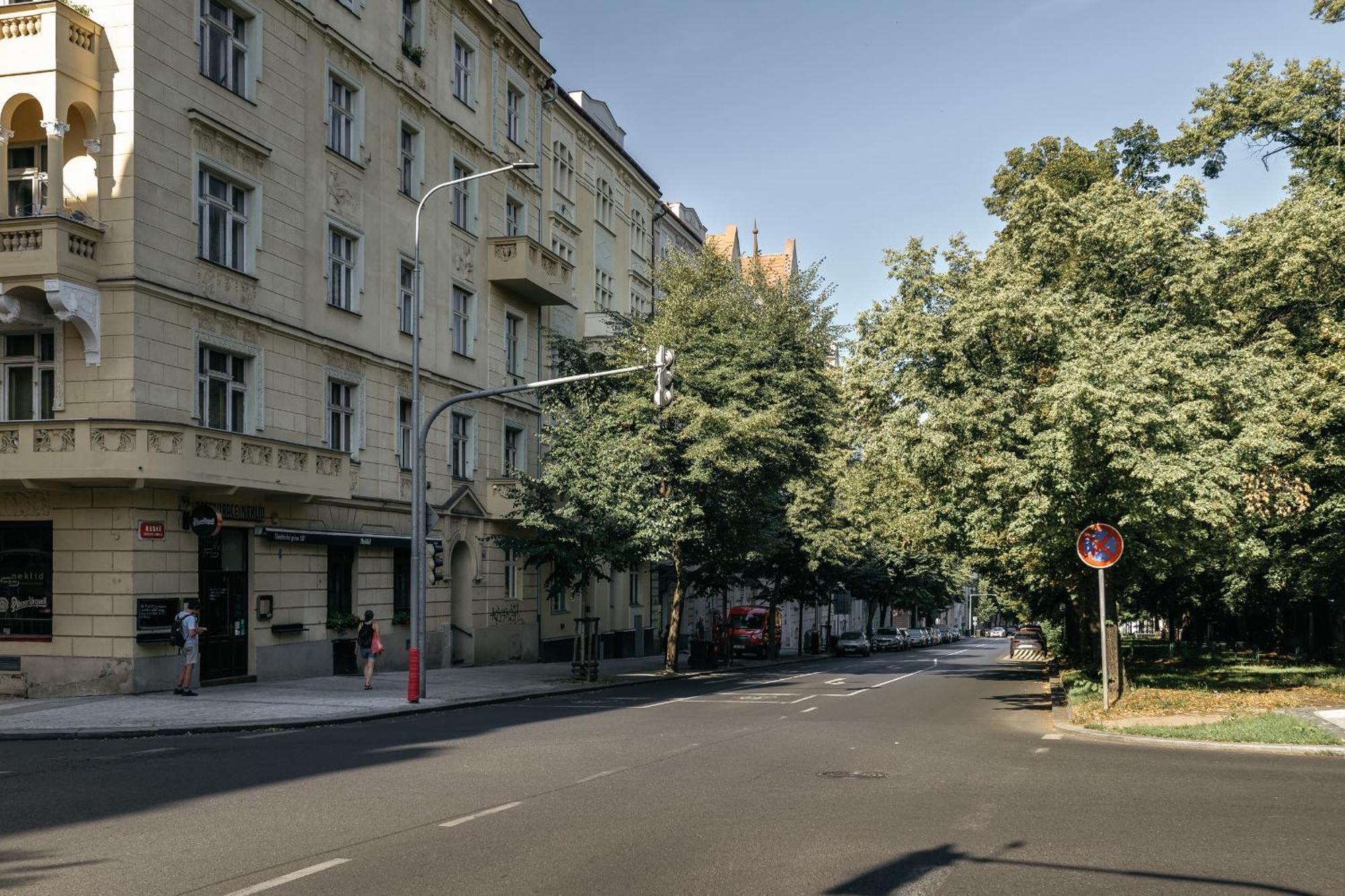 New&modern In Vibrant Area Near Centre! Prague
