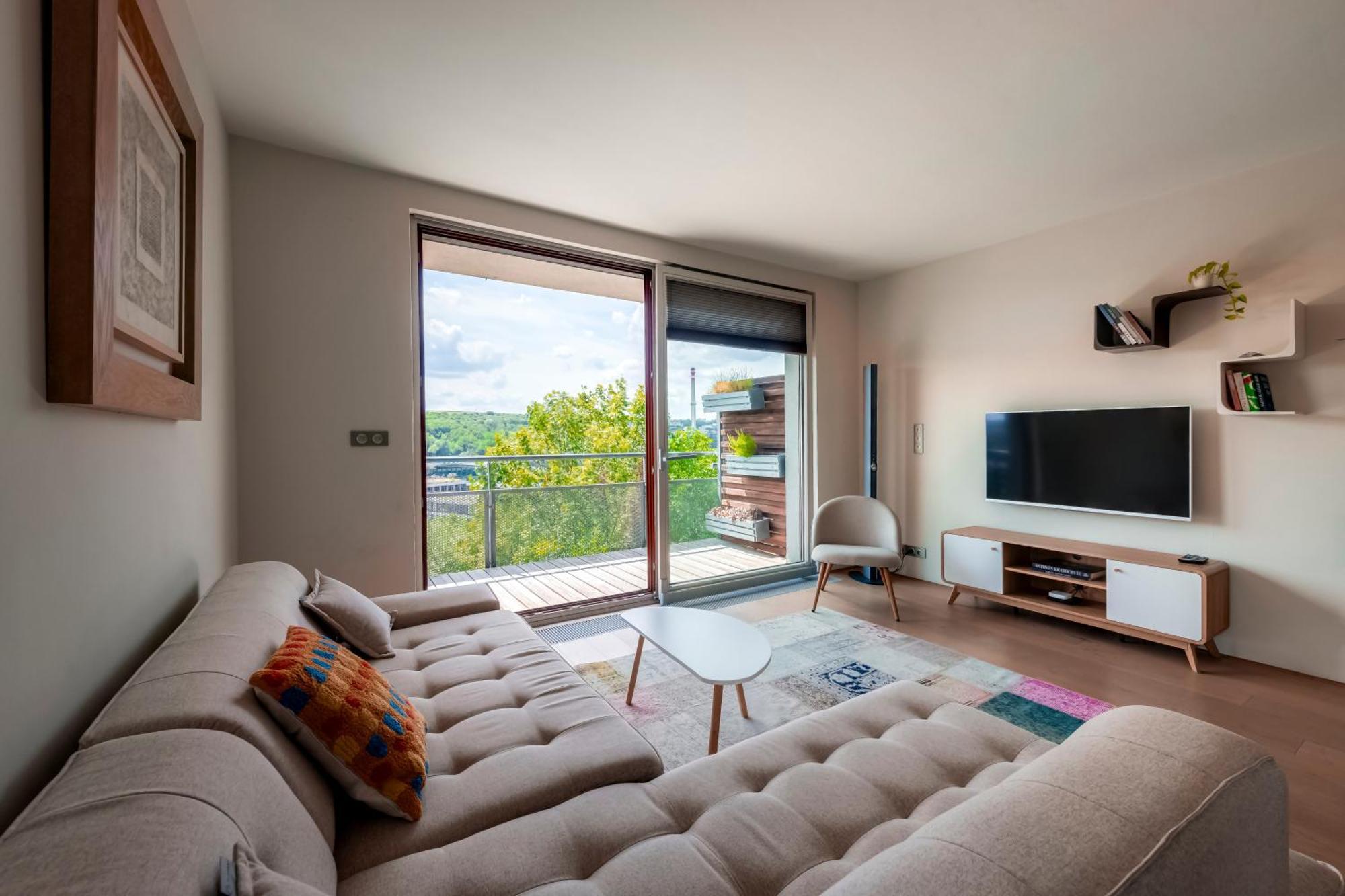 Moderni S Terasou, 2 Loznice, Parkovani V Cene, Blizko Metra, 15 Min Do Centra Appartement *