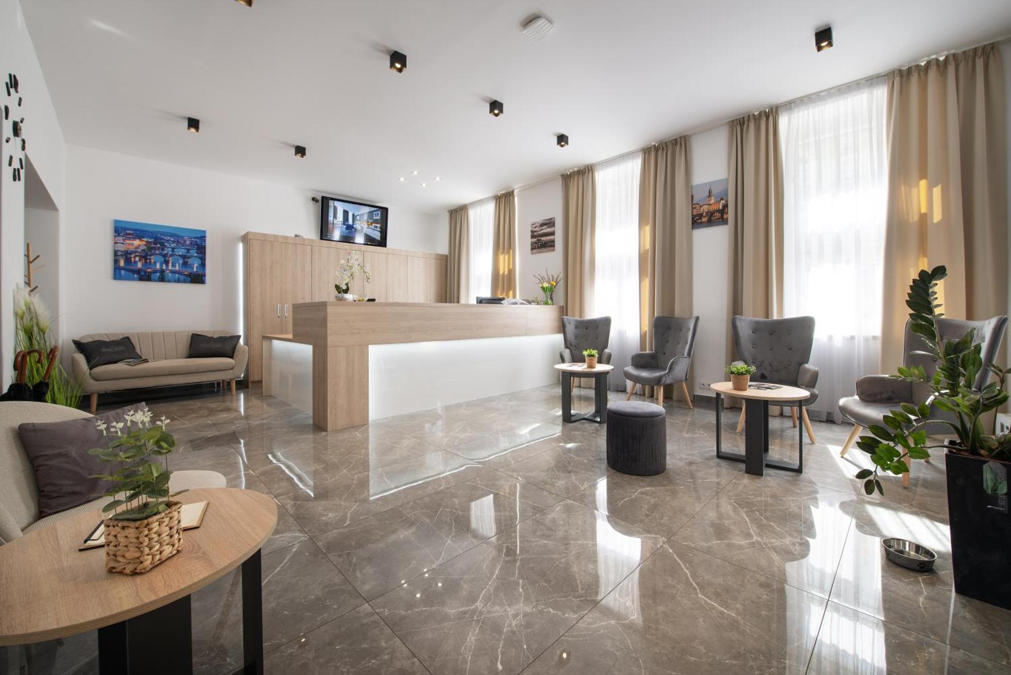 Season Three Stars Hotel 3*