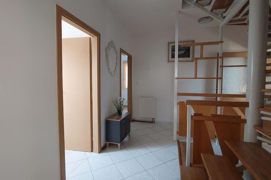 Klasicky Dum, 5 Loznic , 5 Bedrooms, Hébergement de vacances *
